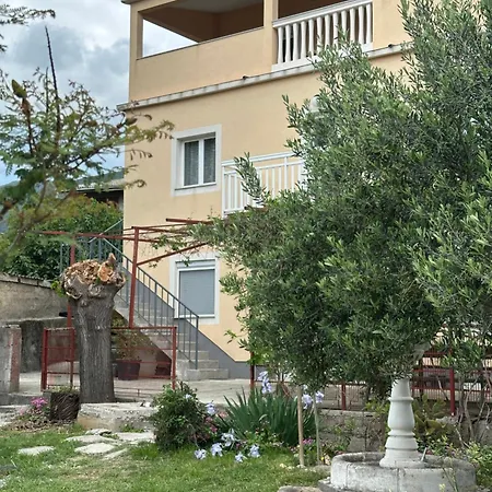 Apartment Vacation A&n