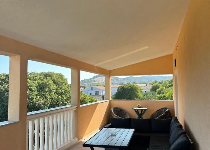 公寓 Vacation A&n Kaštel Novi